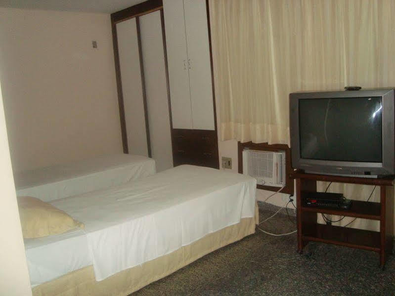 Luzon Apartahotel