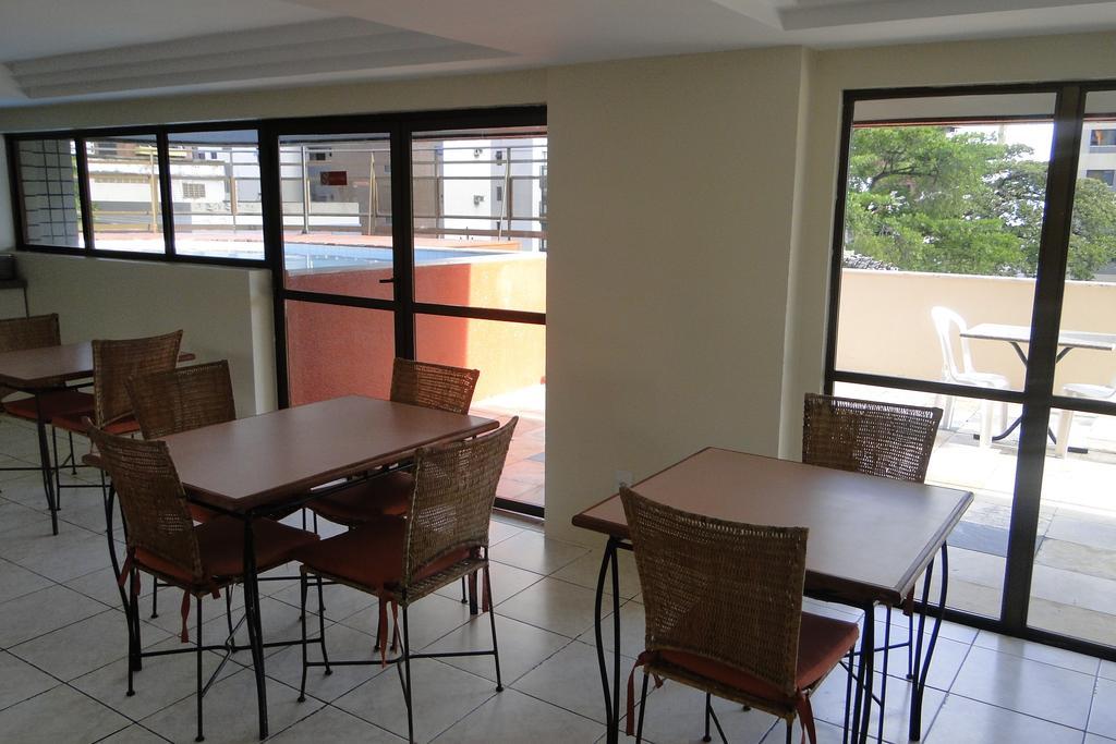 Luzon Apartahotel